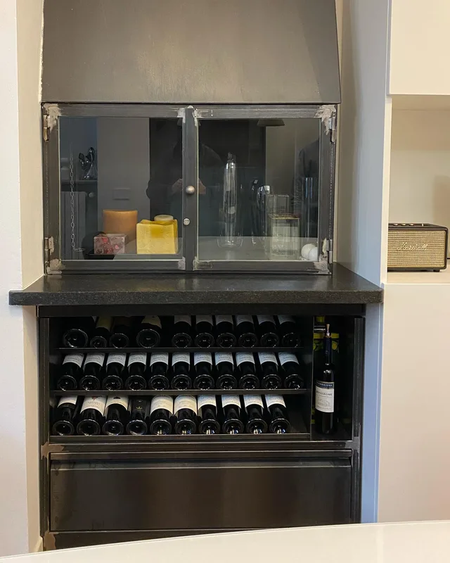 Weinschrank